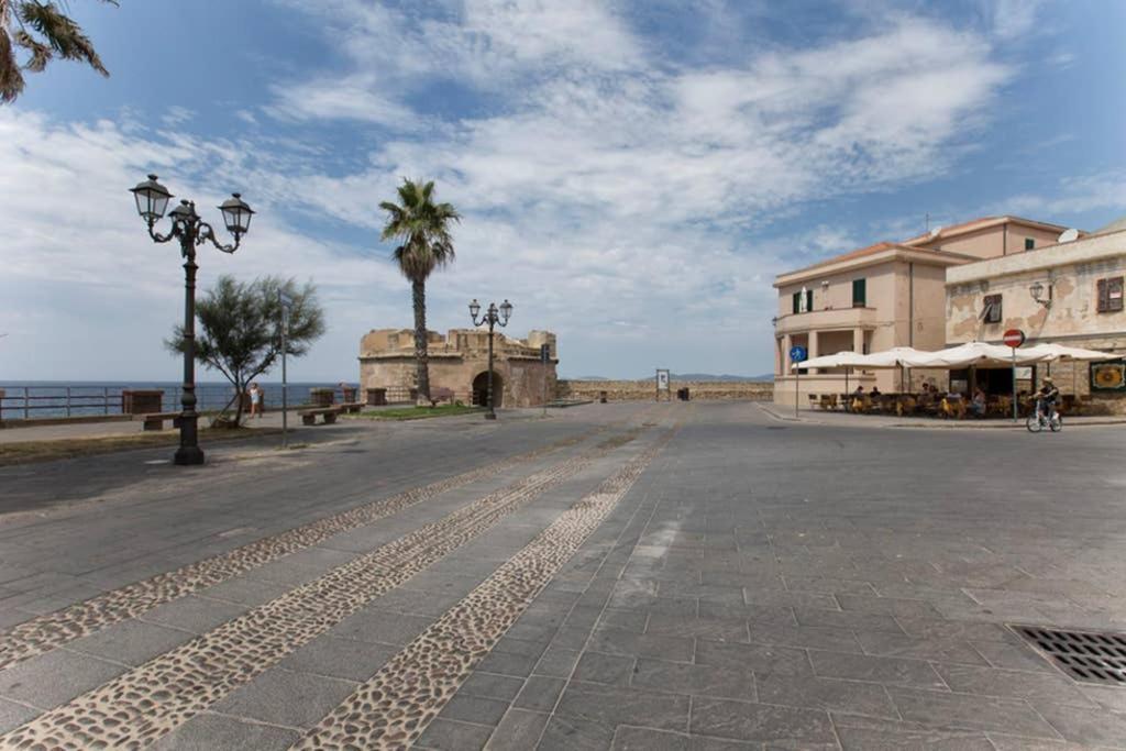 Alghero Bastioni Colombo Sea View ภายนอก รูปภาพ